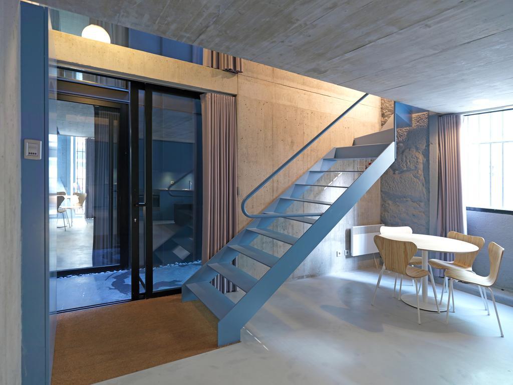 Feels Like Breiner 310 Design Modern Flats