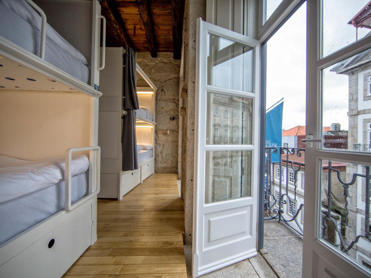 Hostal Bluesock