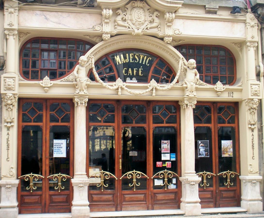Casa de hóspedes Suites Deluxe *