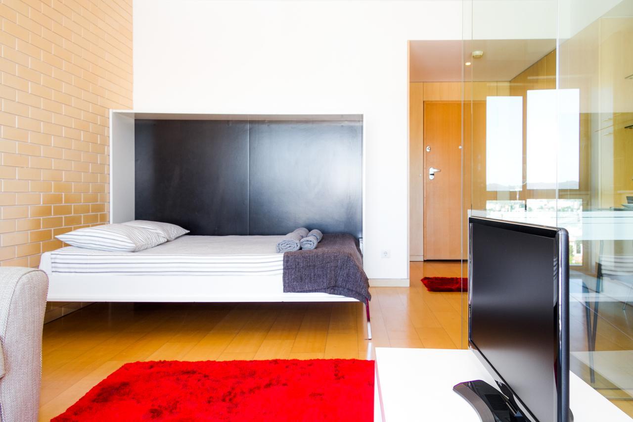 Liiiving In | Antas Corporate * Oporto