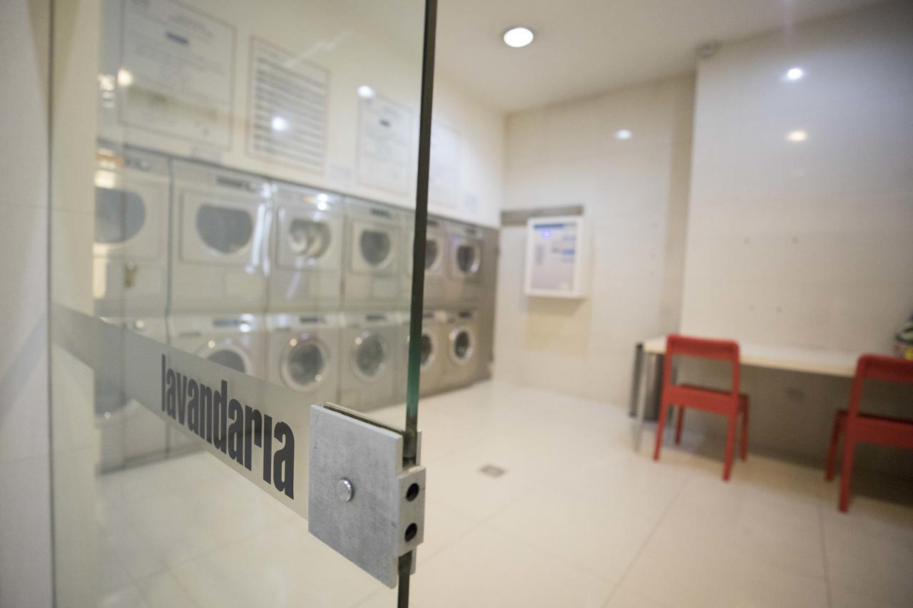 Liiiving In | Antas Corporate Oporto