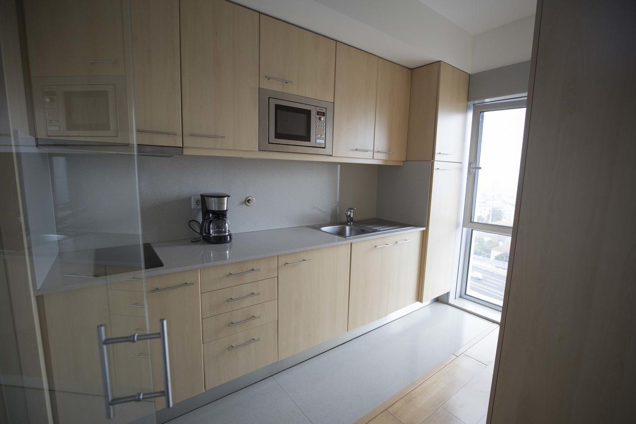 Liiiving In | Antas Corporate Oporto