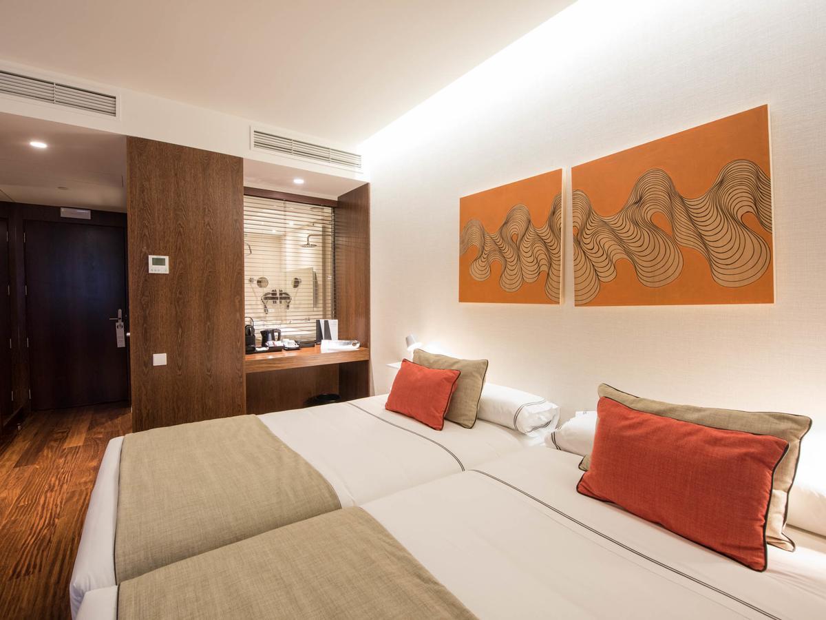 Carris Ribeira 4* Oporto