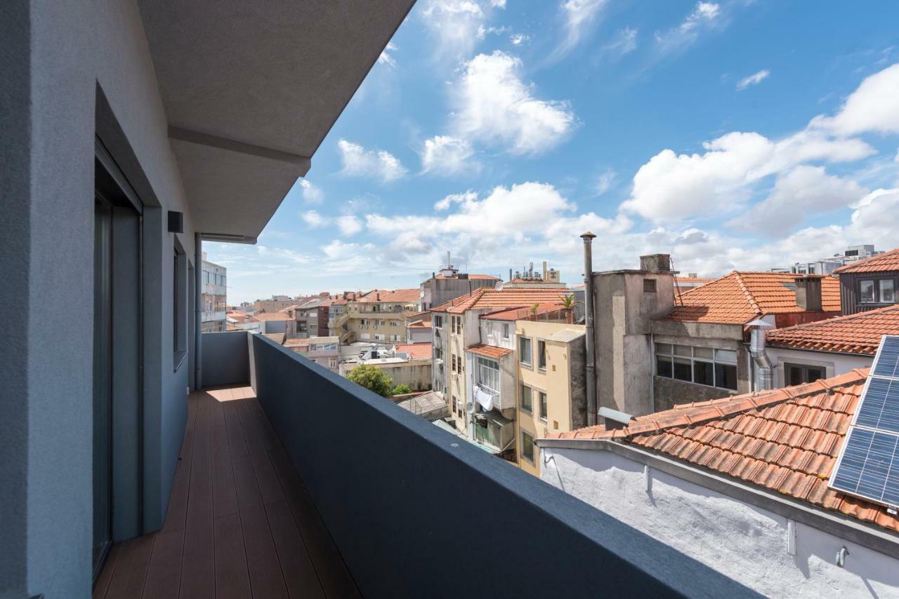 Apartamento Lovelystay - Gorgeous Modern Flat W/ Balcony Oporto
