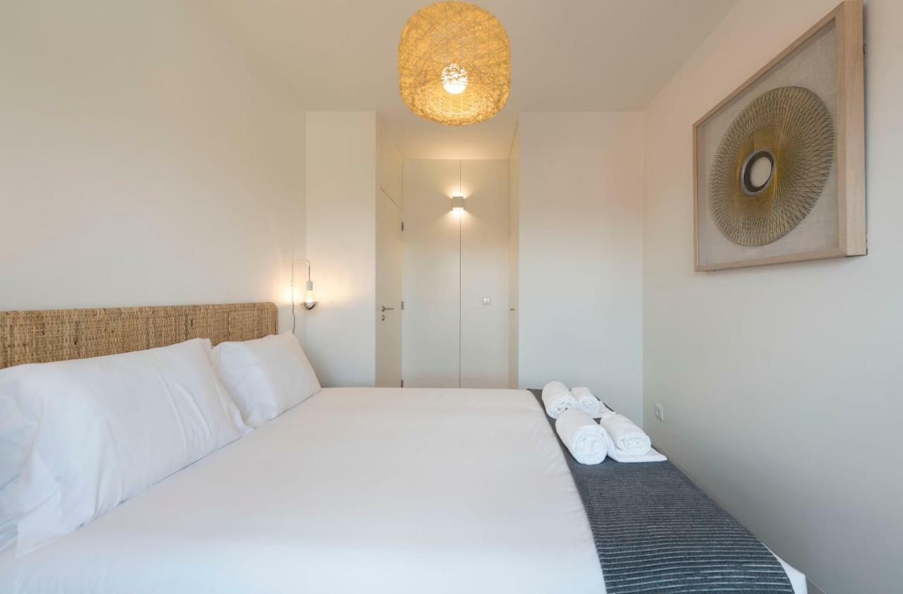 Lovelystay - Gorgeous Modern Flat W/ Balcony *