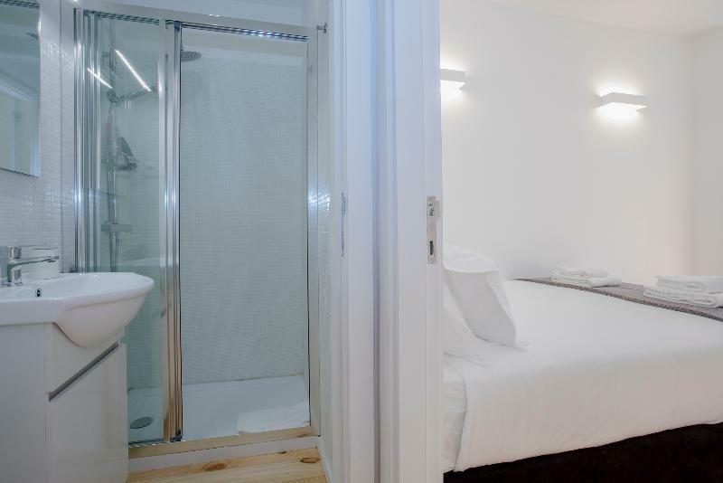 Miguel Bombarda Apartment