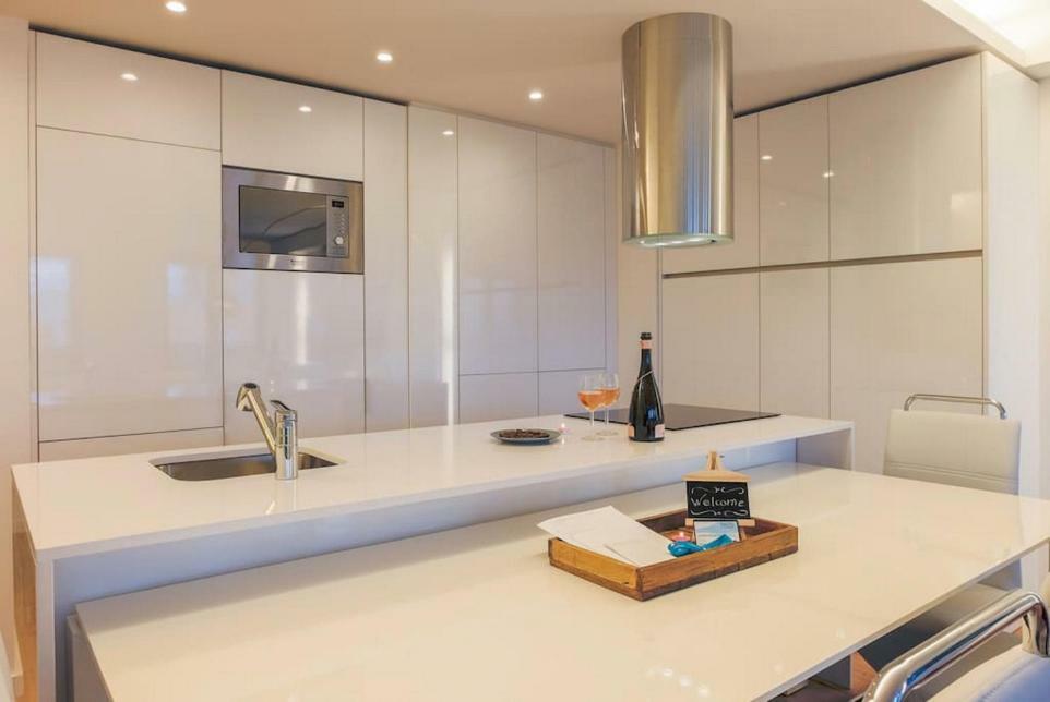 Stylish Duplex Downtown Apartamento