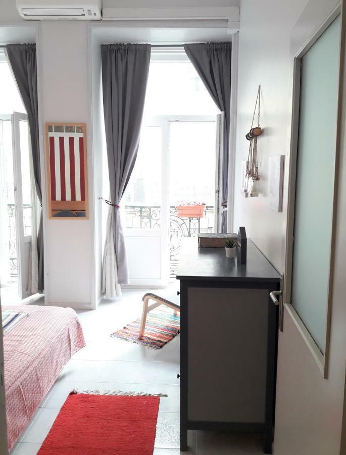 Apartamento De 75 M² En Ciudad Vieja, Con 2 Habitación Apartamento