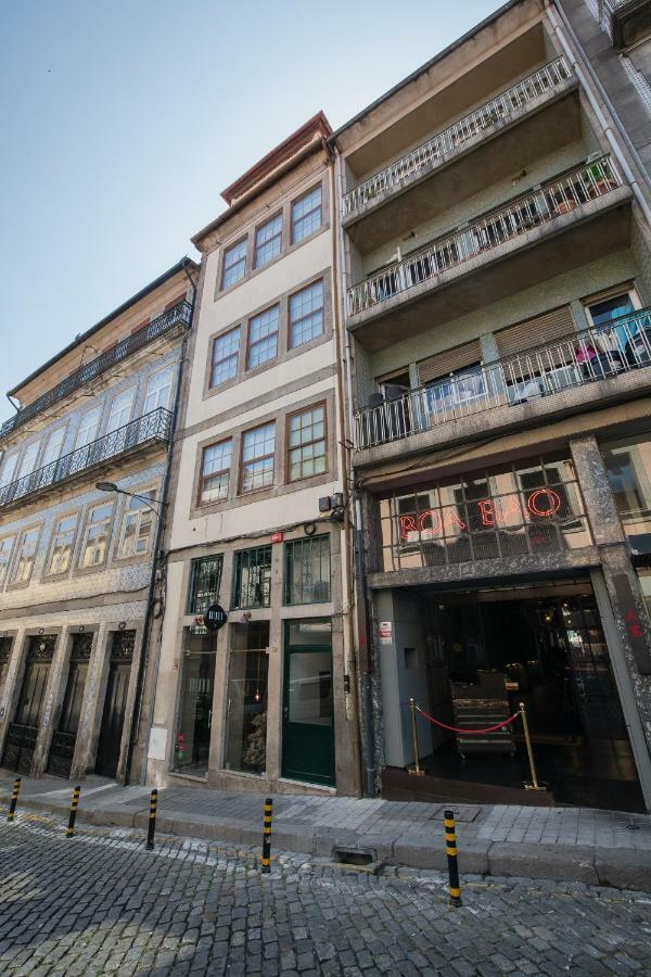 Apartamento Baixa24 •p1l• Amplo Estudio Na Baixa Com Varanda Porto