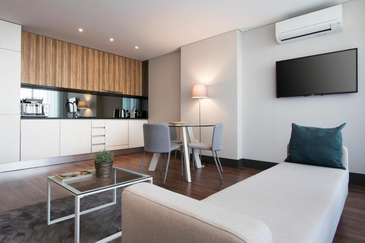 Live In - 68 Regras Apartamento *