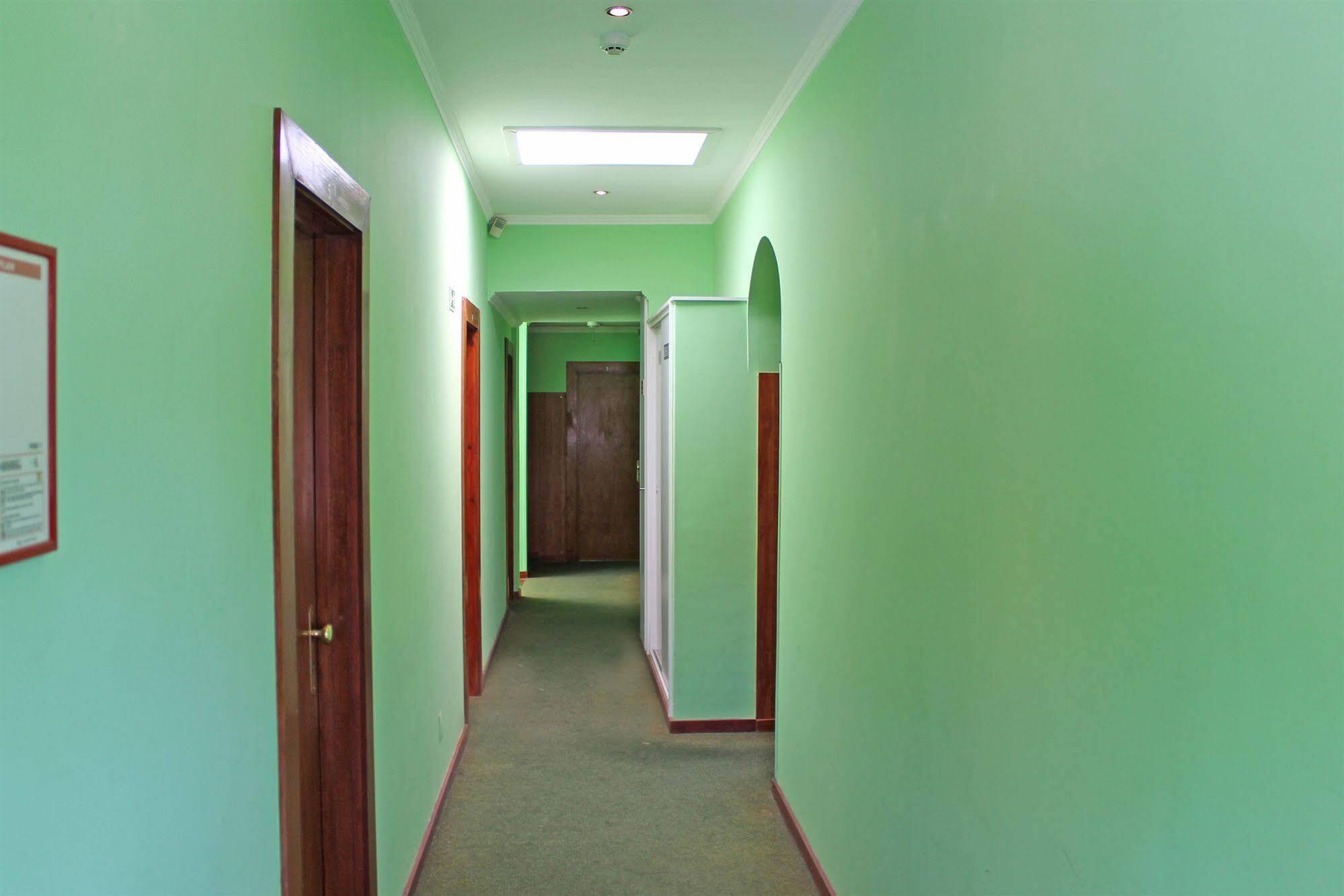 Alojamento de Acomodação e Pequeno-almoço Residencial Paranhos 2*