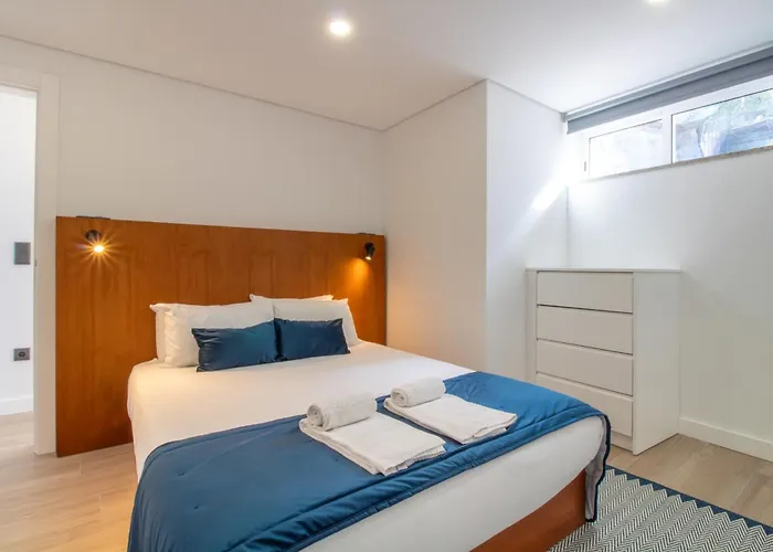 Quiet Duplex W Patio In Lapa By Lovelystay