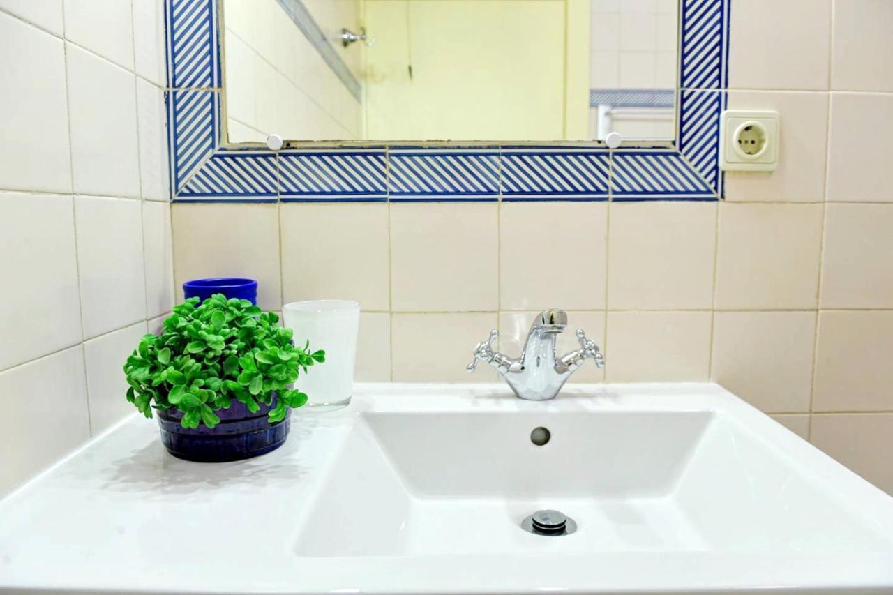 Apartment Charming In 60 M² Historic Center Porto