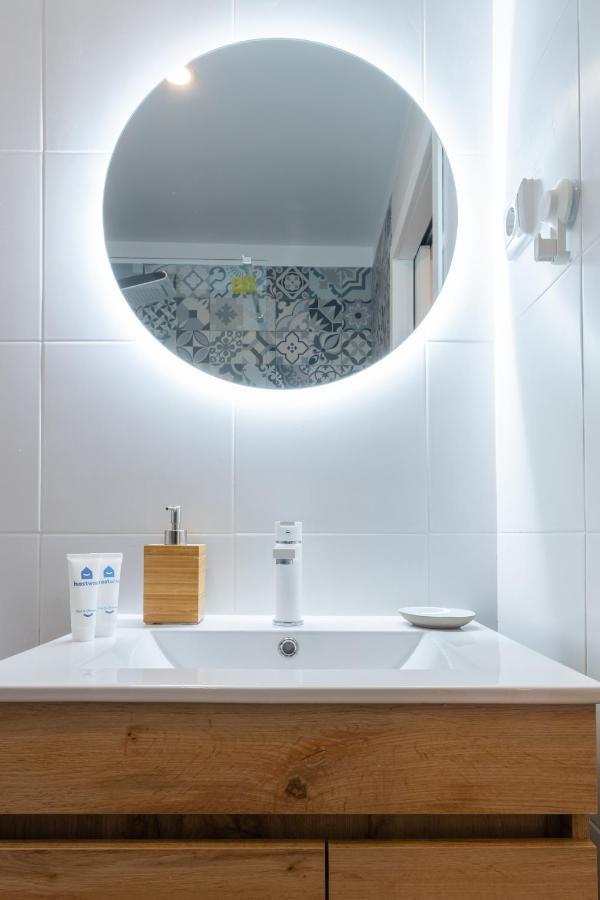 Fantastic Contemporary Flat W/ Balcony Apartamento