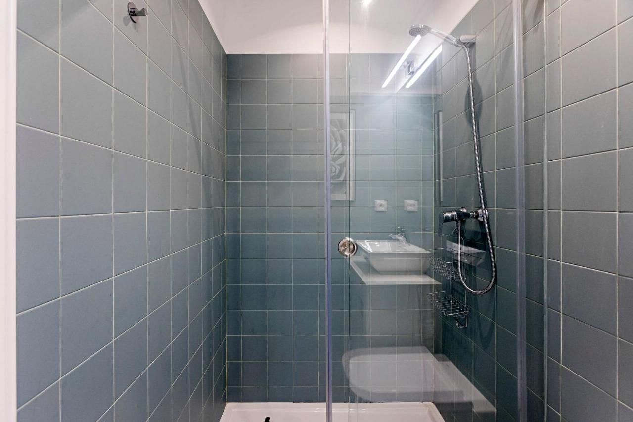 Apartamento Wonderful Duplex W Private Patio & Ac By Lovelystay Porto