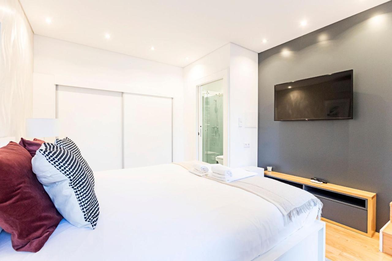 Wonderful Duplex W Private Patio & Ac By Lovelystay * Porto