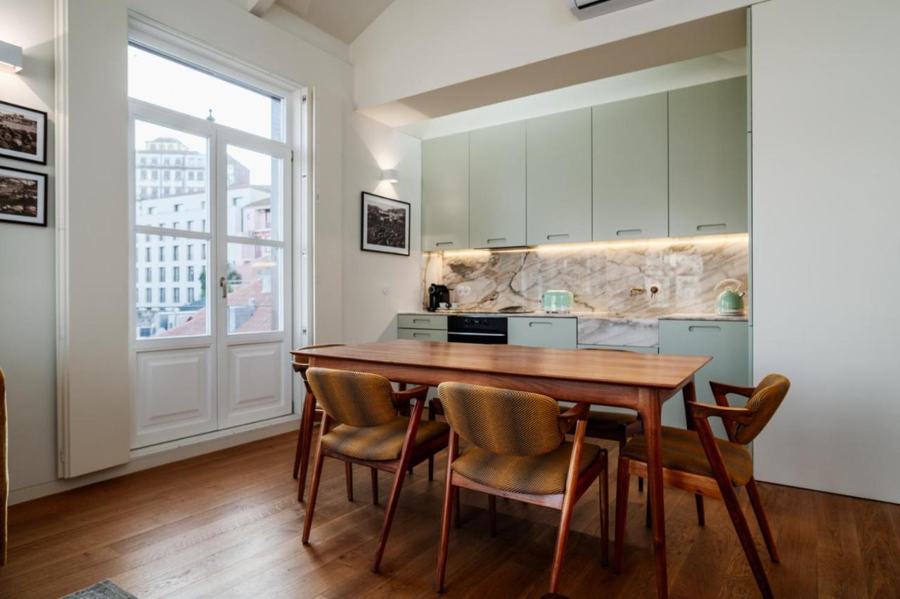 Apartamento Victoria Luxury Apartment, Historic House Downtown *