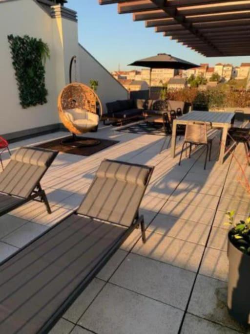 Amazing Penthouse With A Terrace Apartamento Porto