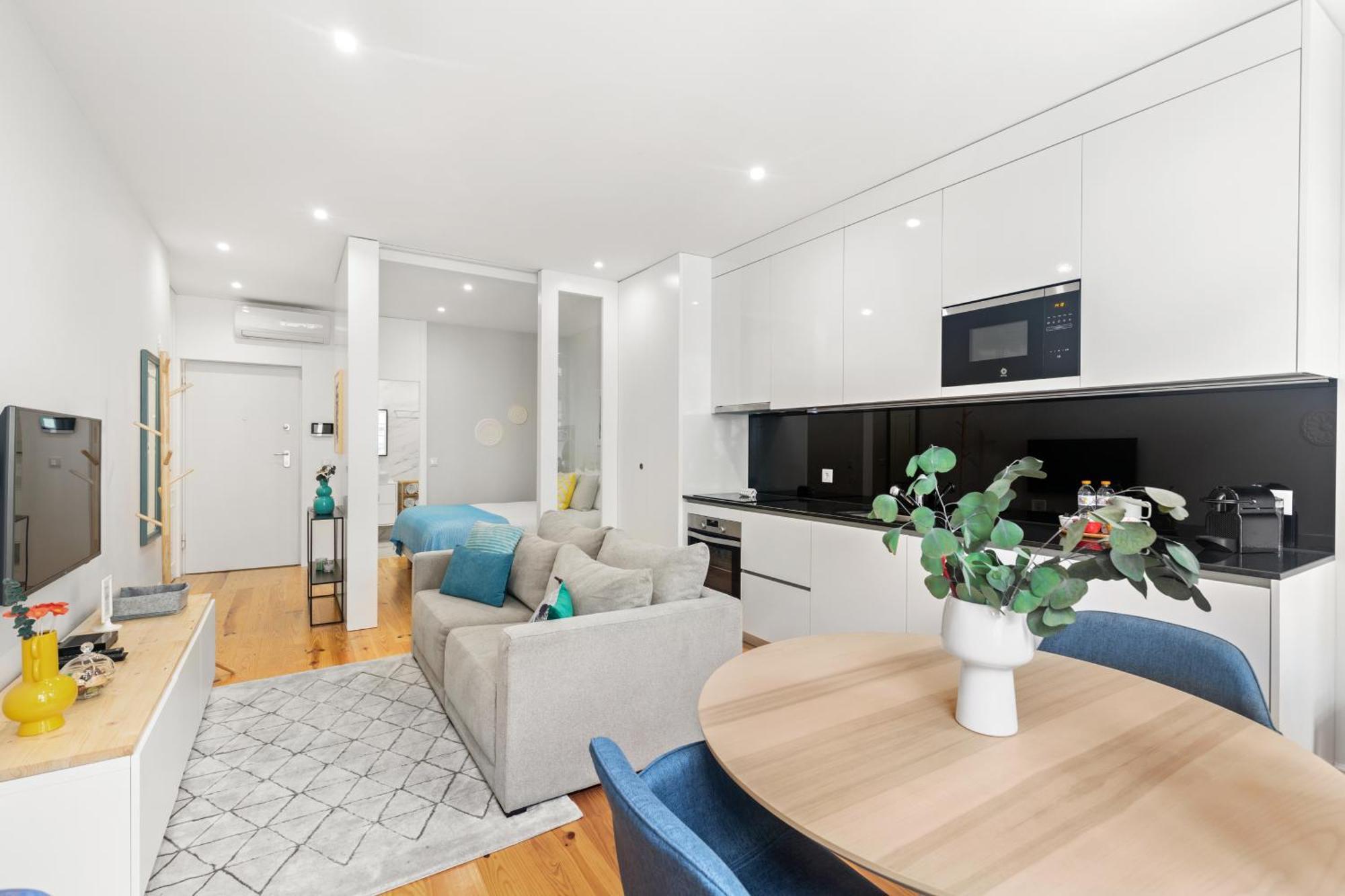 Almada Prime - Live In Apartamento *
