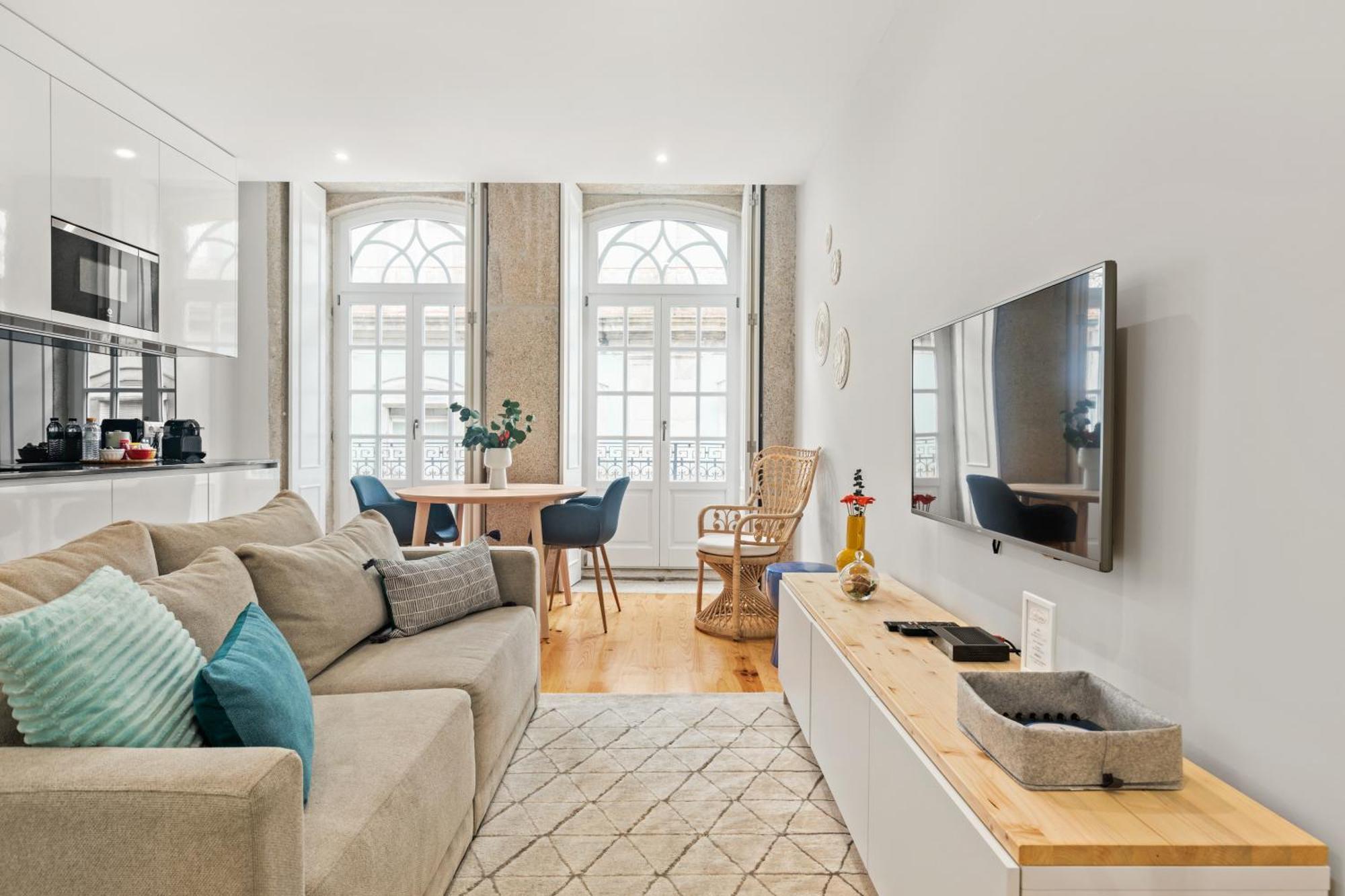 Apartamento Almada Prime - Live In