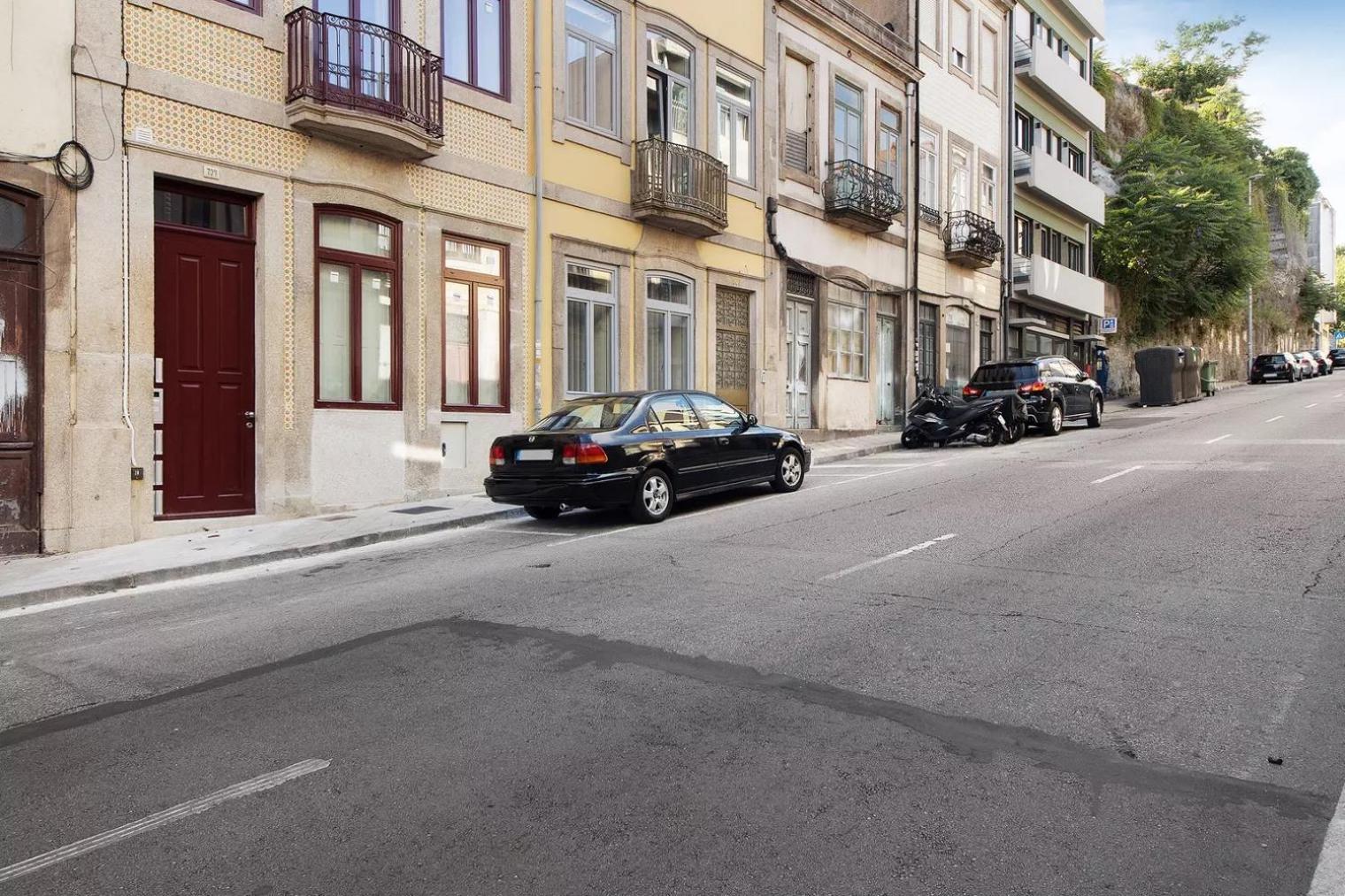 - -1 Apartamento *