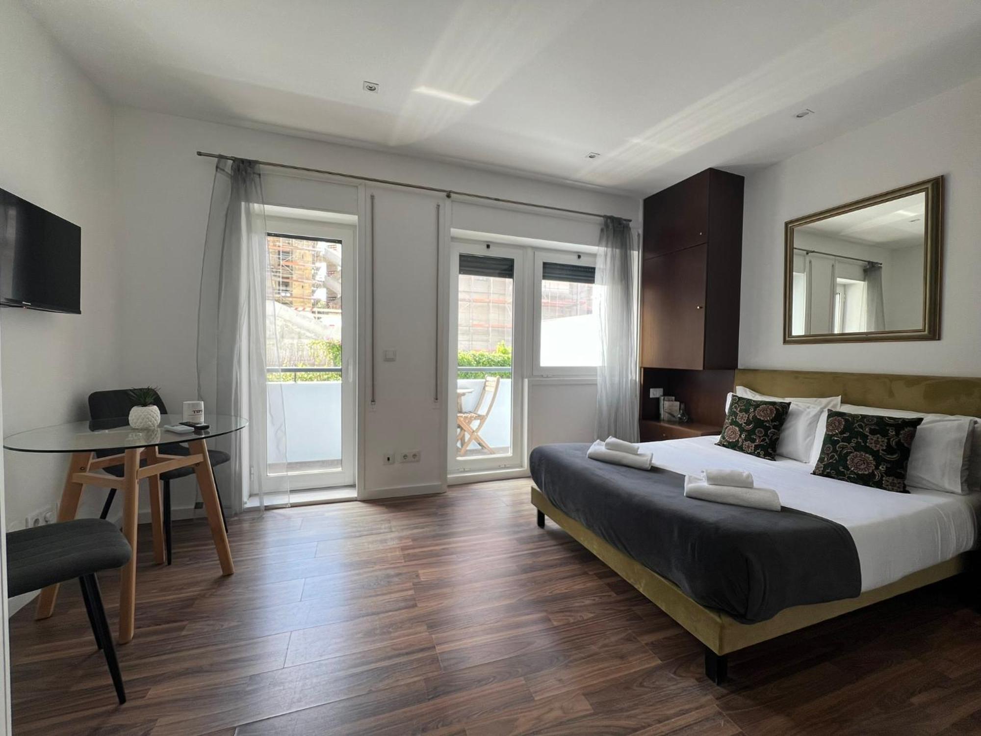Almada & Apartamento