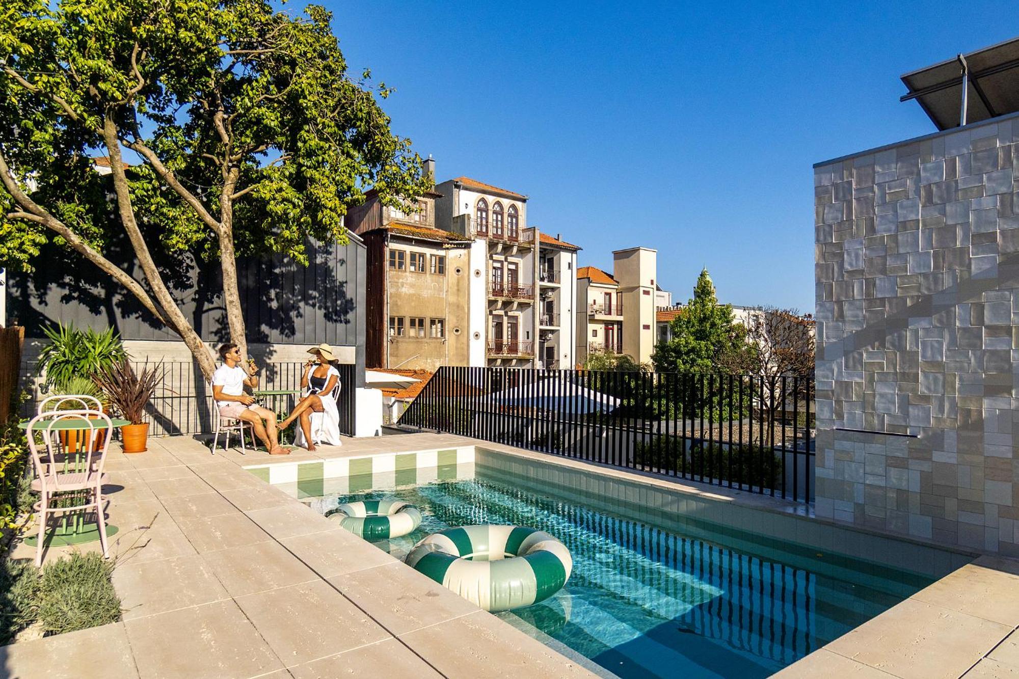 Luxury Old Town Oasis For Family And Friends Pousada Porto