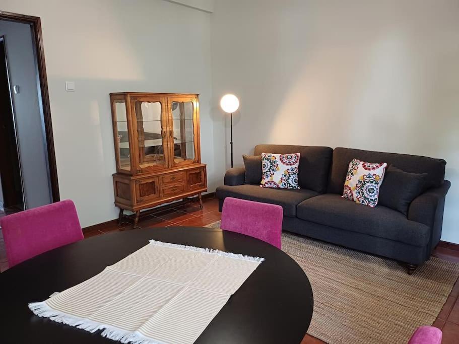Roomy & Patio - 2 Bedroom Flat Apartamento