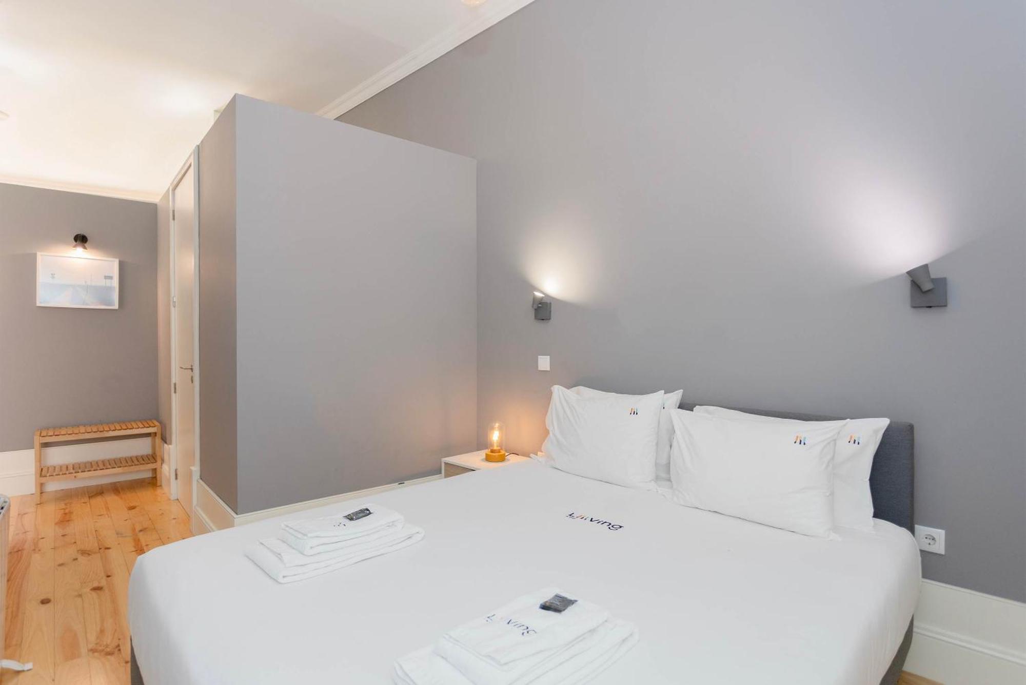 Liiiving In - Silver Light Apartamento
