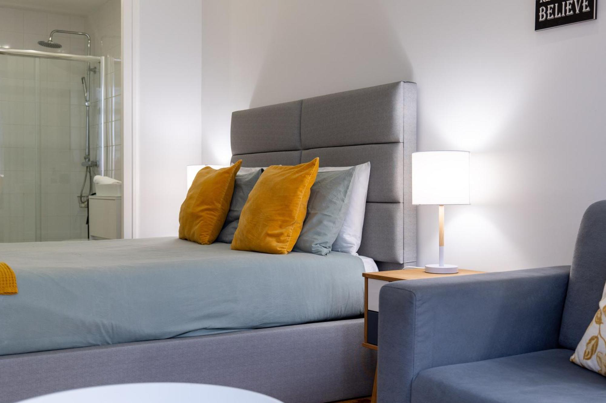 Apartamento A Window To - Premium By The River