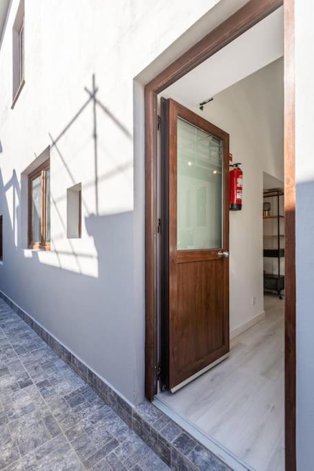 Chic Loft With Garden, Sleeps 4
