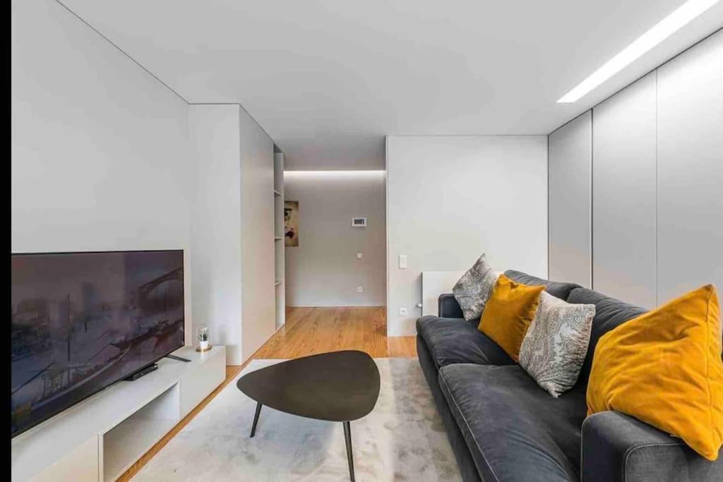 Apartamento New Lux 2br Flat Free Parking Cedofeita Porto
