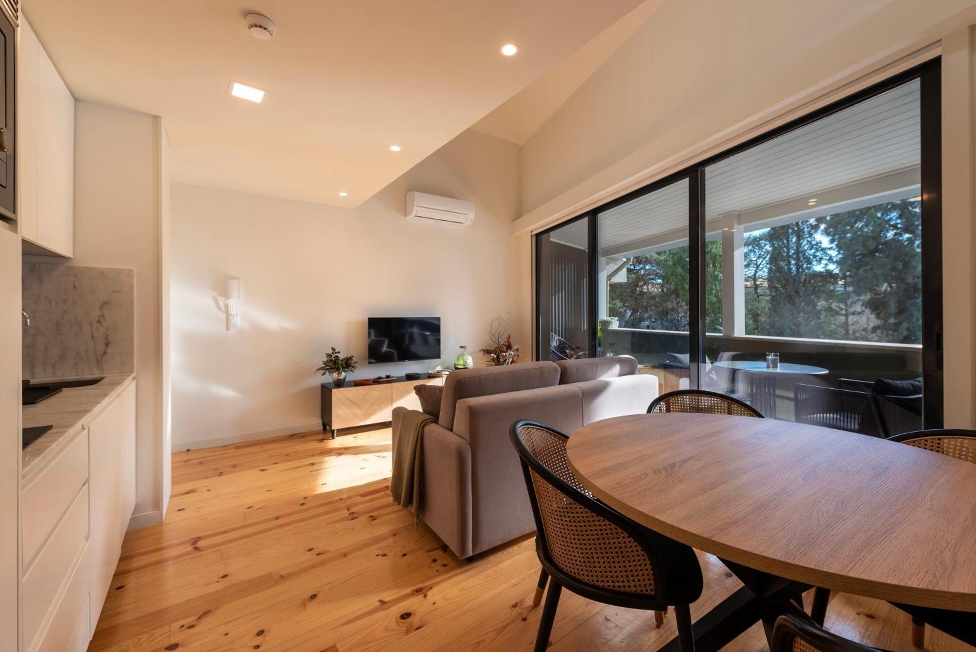 Luxe With Shared Pool And Garden Apartamento Porto