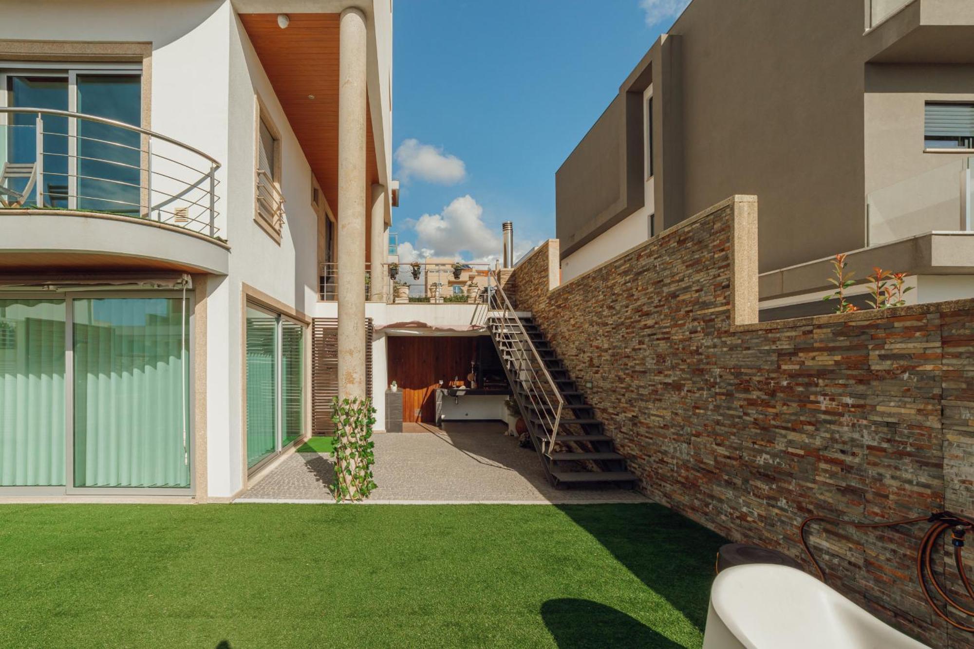 Villa Pool & Cinema By Vacationy Oporto