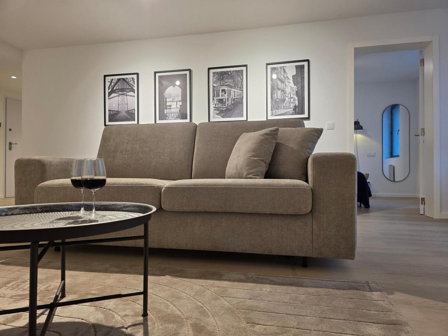 Spacious And Modern 2-bed With Garage Apartamento Porto