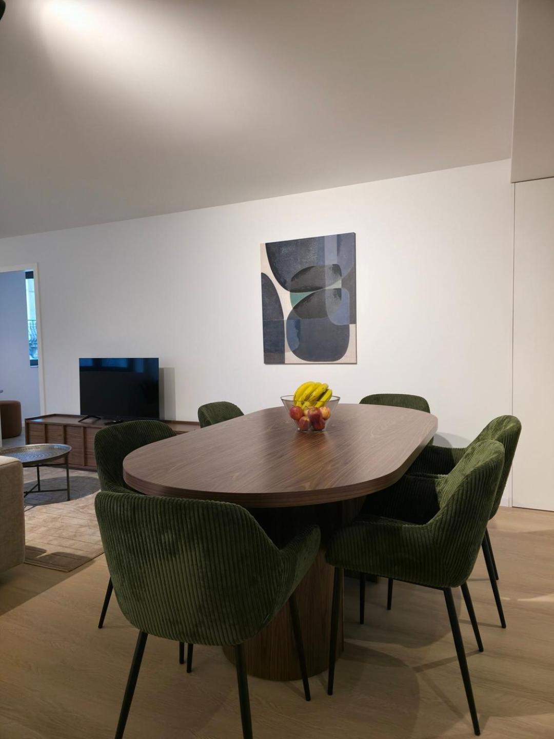 Apartamento Spacious And Modern 2-bed With Garage Porto