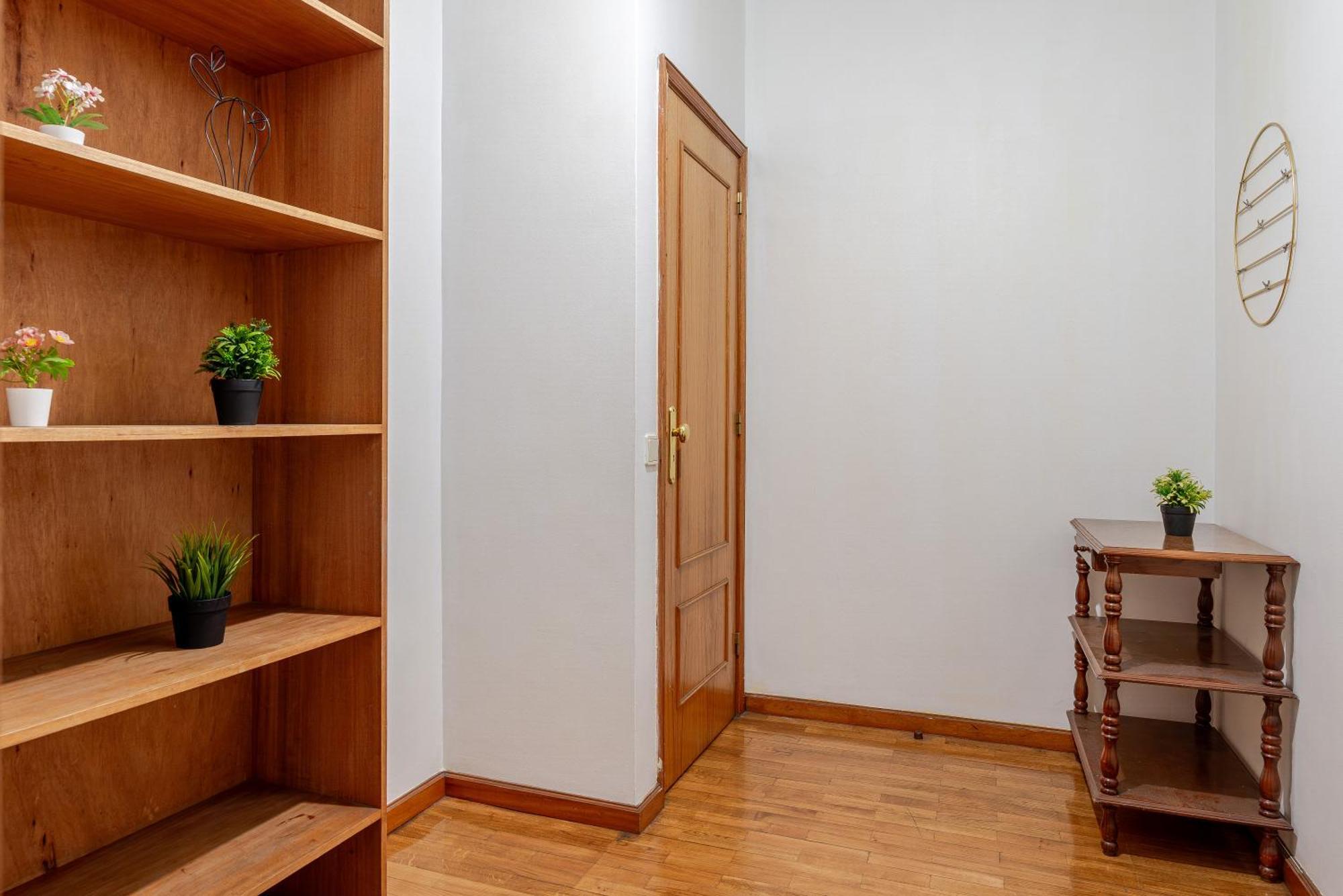 Apartamento Host Wise - Rustic Bright Flat - Centre