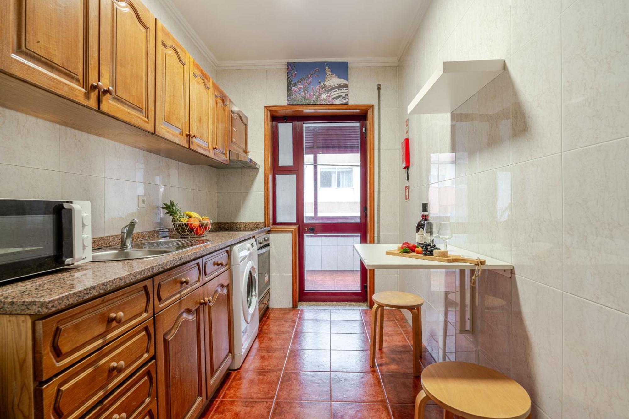 Host Wise - Rustic Bright Flat - Centre Apartamento Oporto