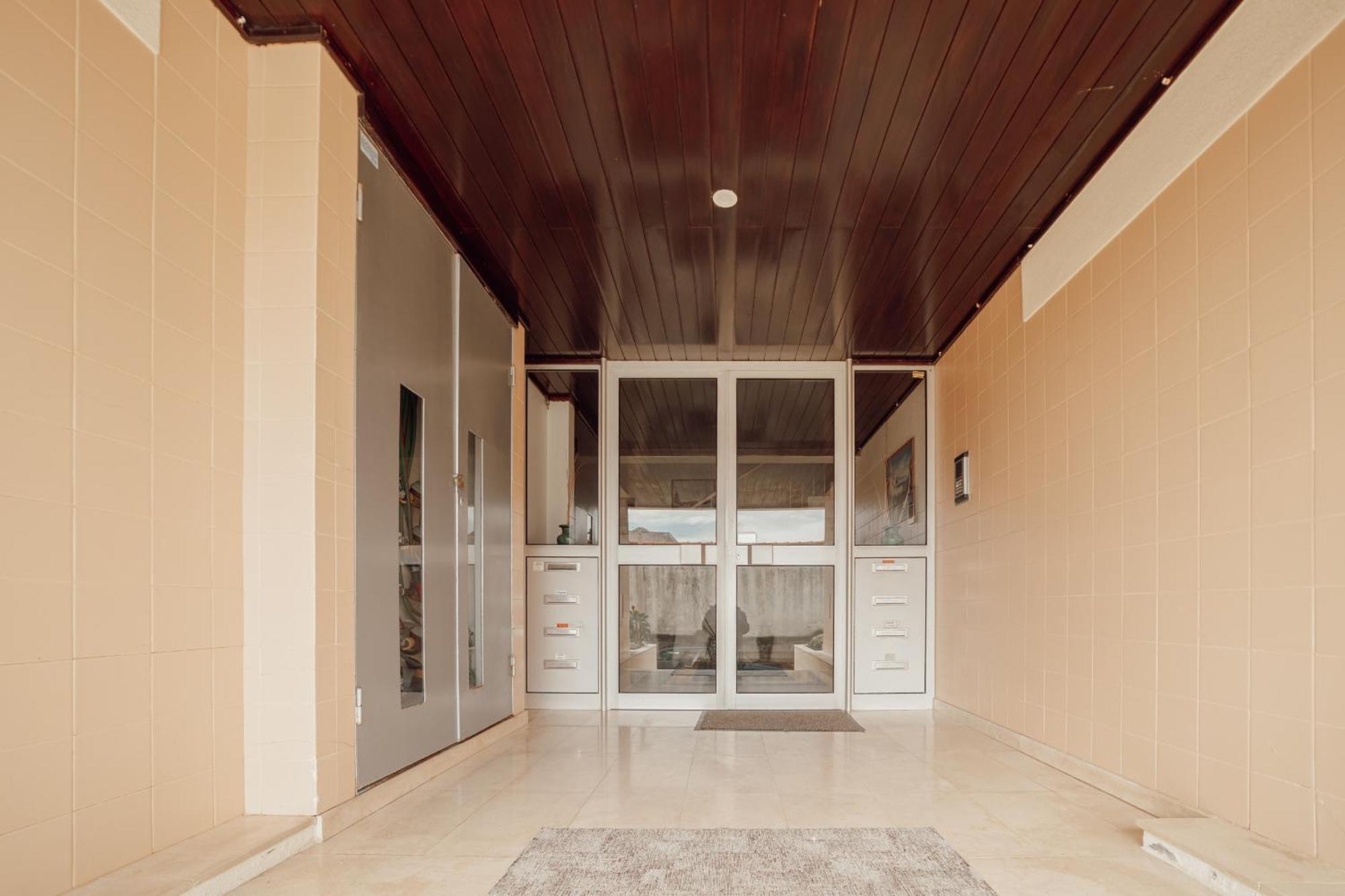 Apartamento Espinho Modern 3 Bedroom By Vacationy *