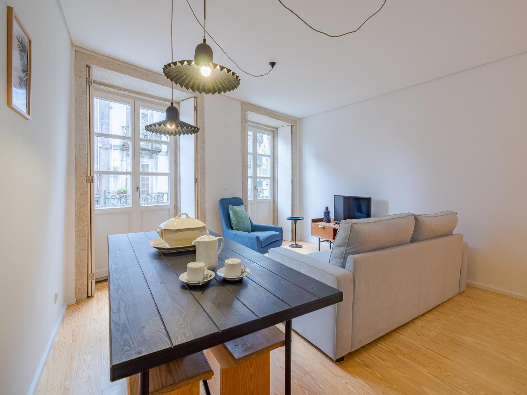 1-bedroom Beautiful In Apartamento Porto