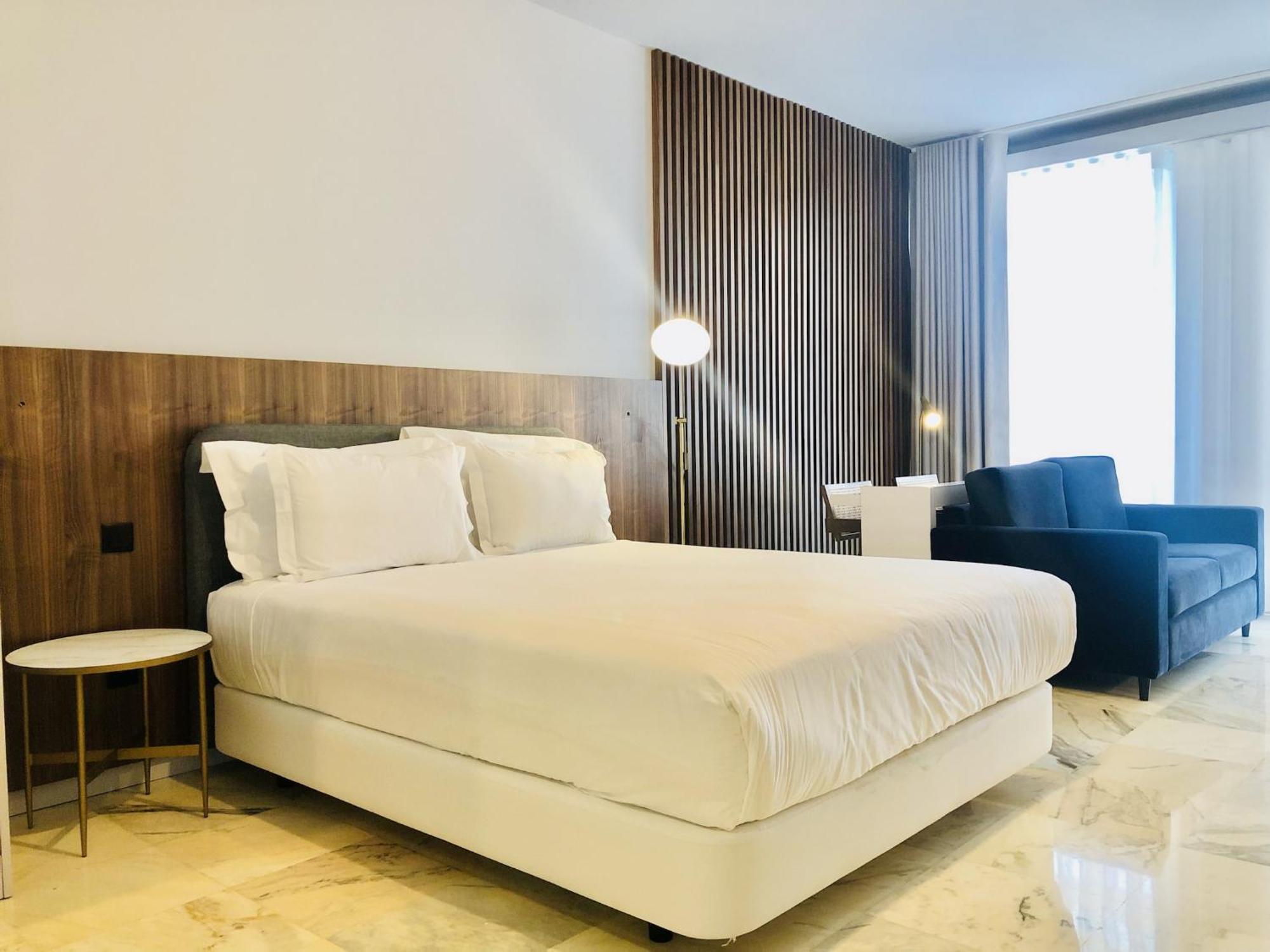 Bright And Spacious In * Porto