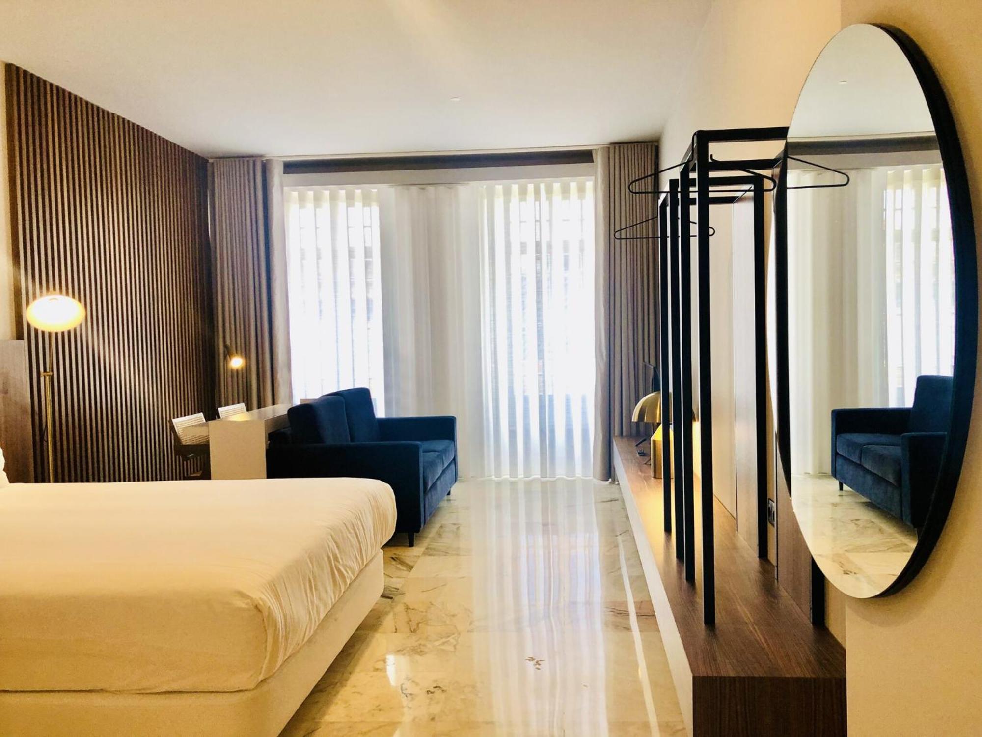 Apartment Bright And Spacious In