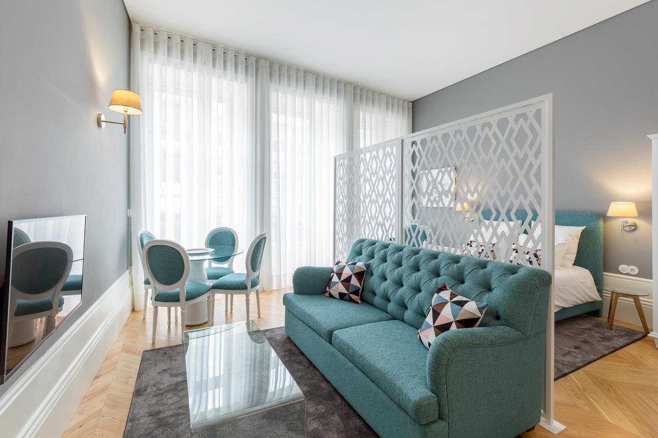 Mouzinho By Near 2* Oporto