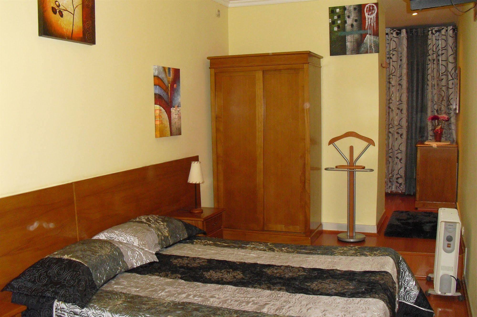 Pensión Residencial Sol Da Nave Oporto