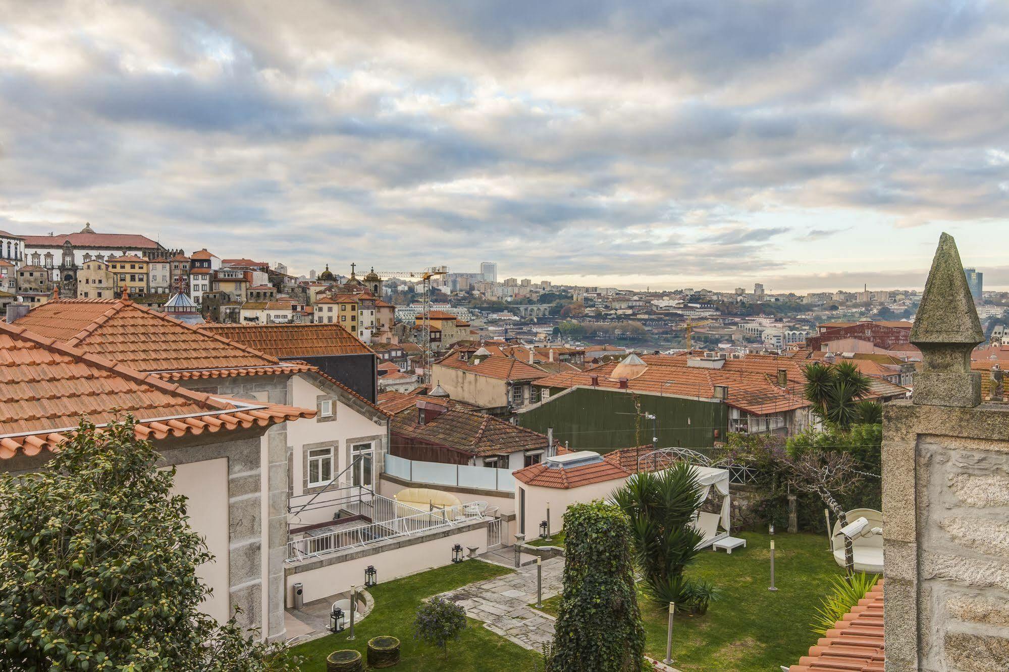 Apart-hotel Oca Flores Boutique 4*