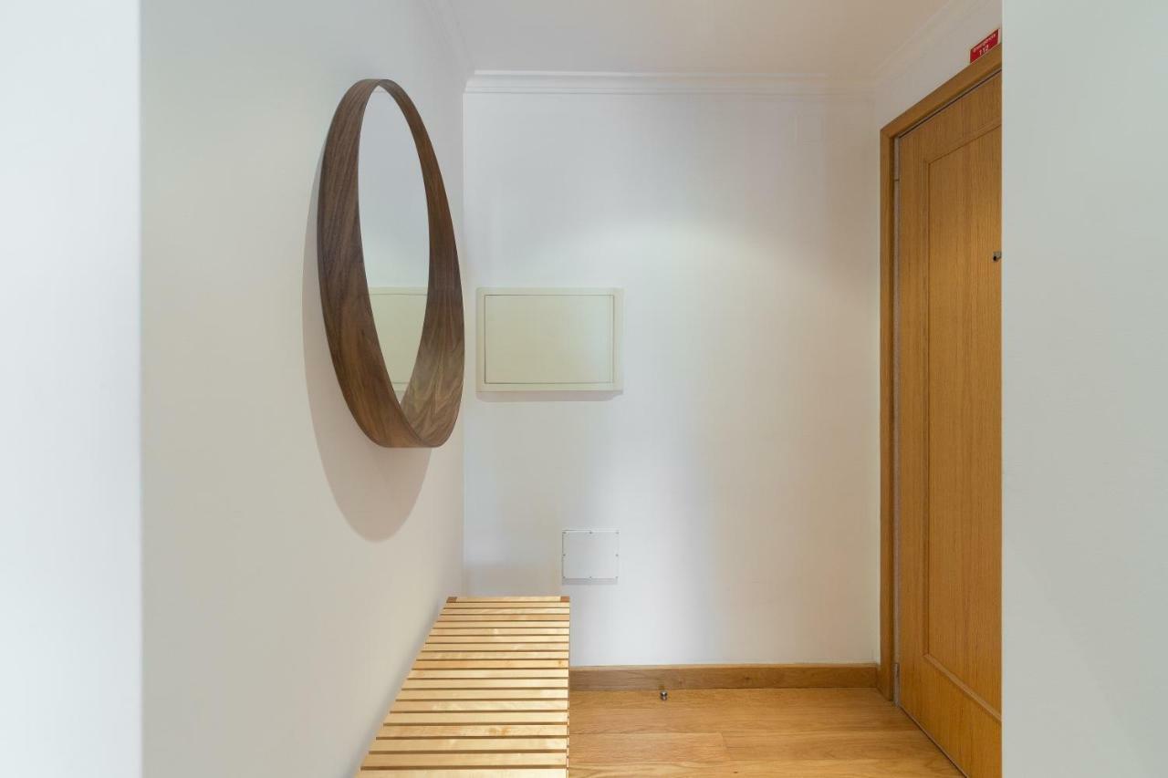 Apartment Deluxe Modern Flat With Balcony By Host Wise Porto