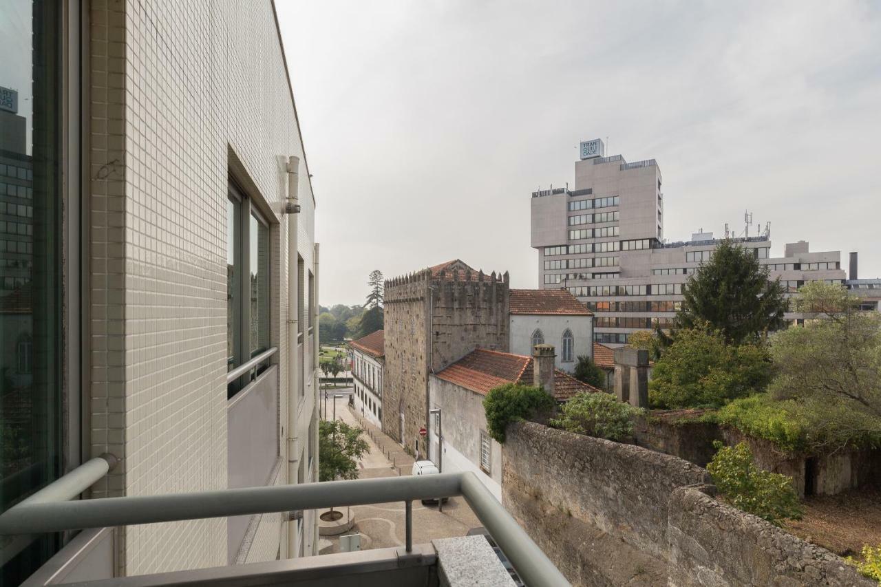 Deluxe Modern Flat With Balcony By Host Wise Porto