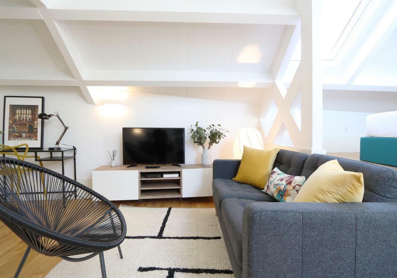 Hm - Ribeira Sao Joao - 6l Apartamento