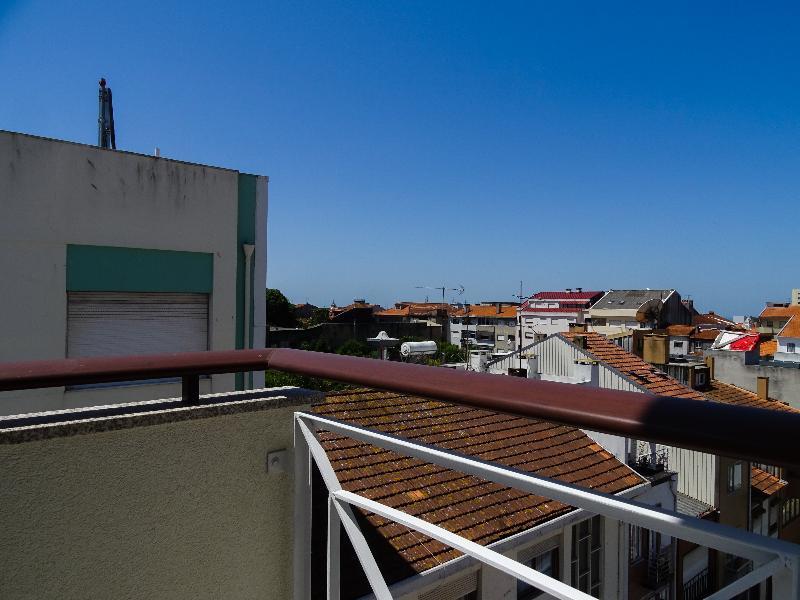 Rs * Oporto